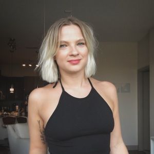 Meet your Posher, Mel